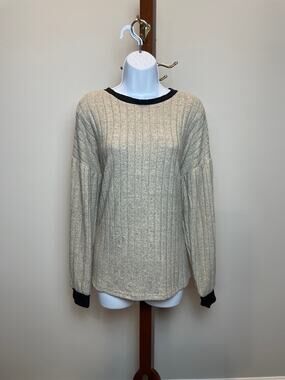 Blooming Jelly Sweater Size L Beige Lightweight Knit Pullover Puff Sleeve NWT